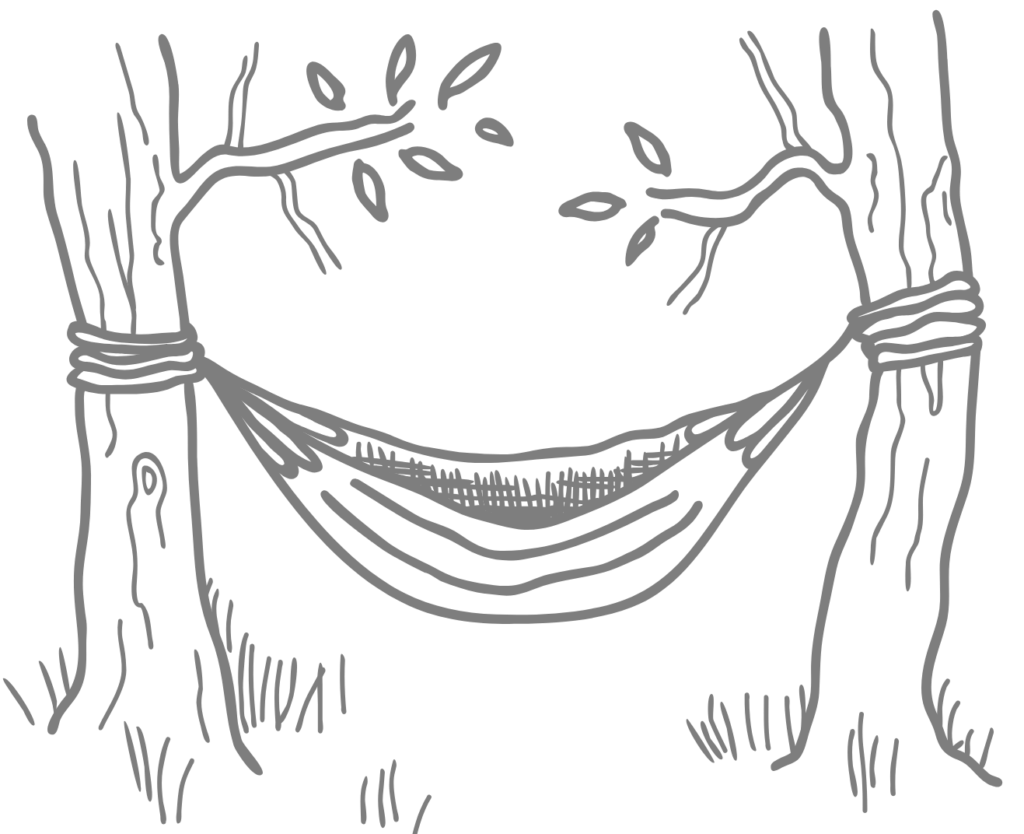 Das Bild zeigt eine stilisierte, graue Linienzeichnung auf weißem Hintergrund. Zwei kräftige Bäume stehen nebeneinander, ihre Stämme sind mit Seilen verbunden, an denen eine Hängematte befestigt ist. Die Hängematte hängt locker durch und ist leer. An den Ästen der Bäume hängen einzelne Blätter herab, und am Boden wächst Gras.
Die Szene vermittelt Ruhe, Naturverbundenheit und Entspannung.
